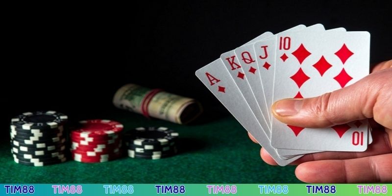 Cách tố bài Liêng thông minh theo người mạnh